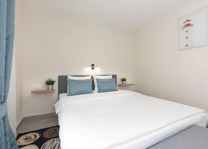 Mares Apartament Krk Town